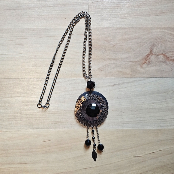 Source Unknown Jewelry - Jewelry Costume Necklace Medallion with Dangles